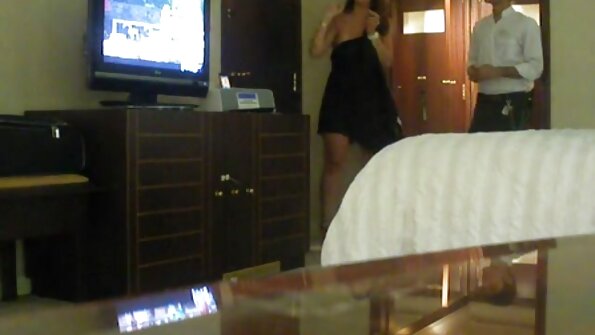 Wspaniała ruda laska jest ruchana filmy dla kobiet erotyczne przez tego utalentowanego agenta