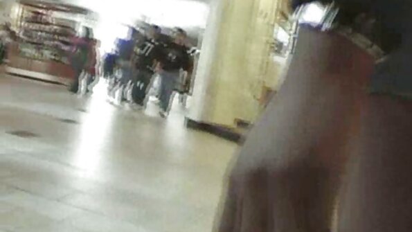 Naga i skuta kajdankami Japonka zadowala swojego darmowe filmy erotyczne japonki pana