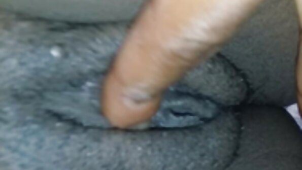 Czarująca ciemnowłosa suka w seksownej bieliźnie potrzebuje dużego penisa nauczycielki filmy erotyczne