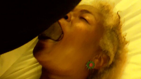 Wspaniała azjatycka diva porno darmowe filmy porno z czeszkami bierze udział w świetnym międzyrasowym filmie